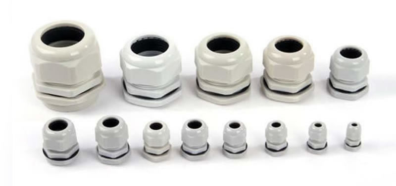 NYLON CABLE GLAND 全家福.jpg
